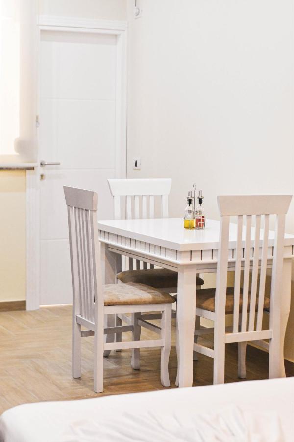 גולם Delmar Apartments מראה חיצוני תמונה